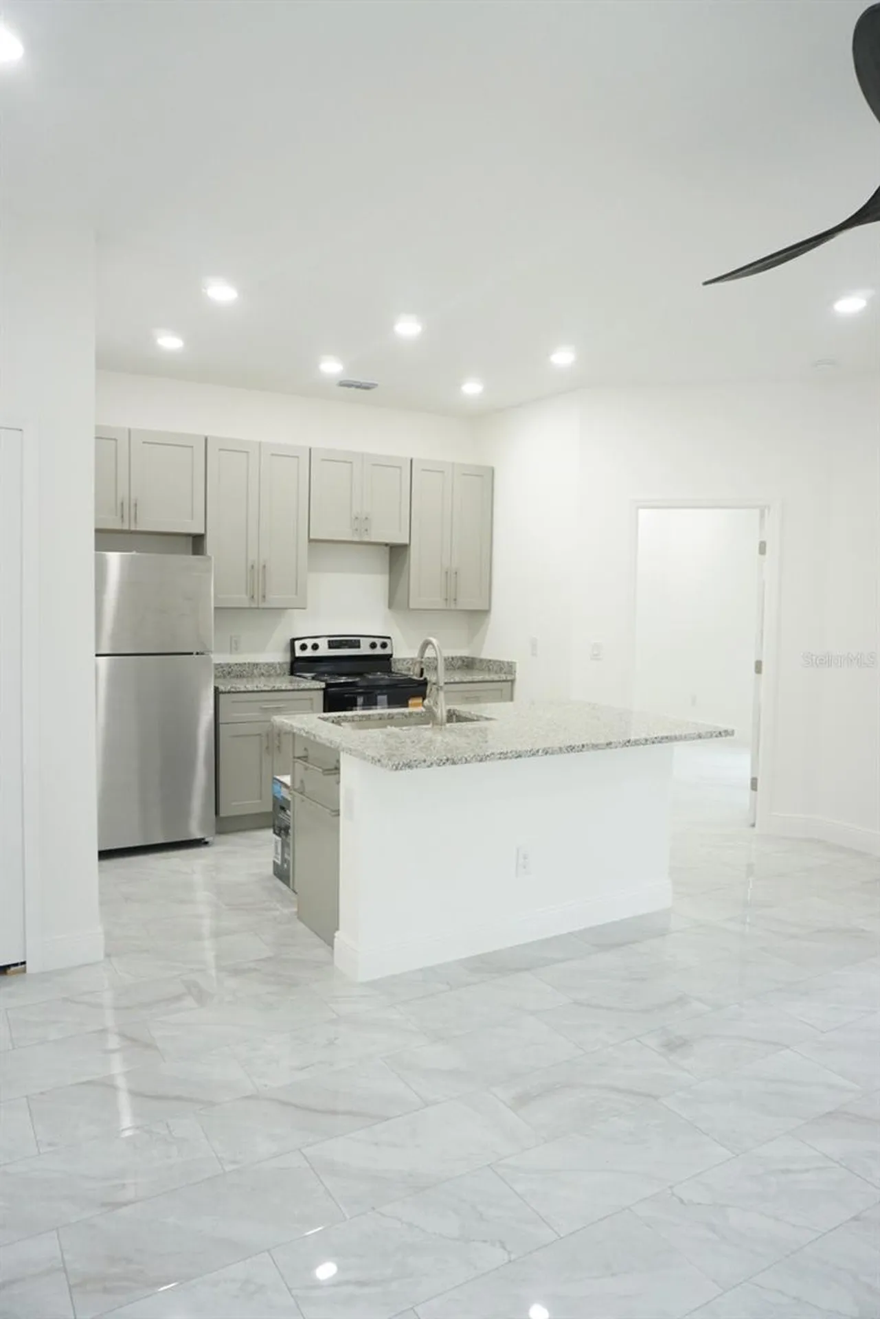 900 E Gottsche Avenue Eustis FL 32726