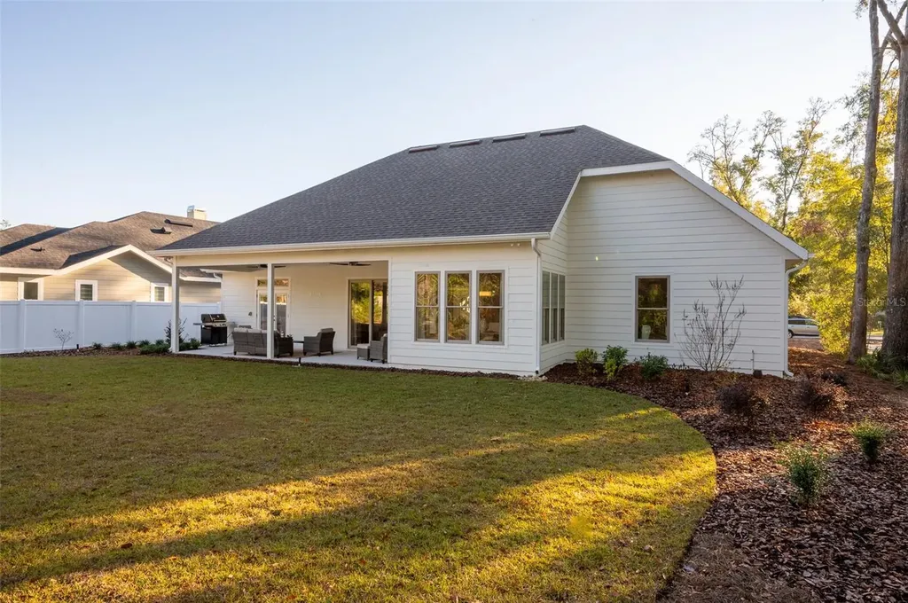 14098 SW 7th Place Newberry FL 32669