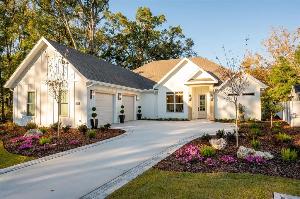 14098 SW 7th Place Newberry FL 32669