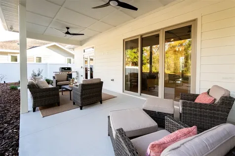 14098 SW 7th Place Newberry FL 32669