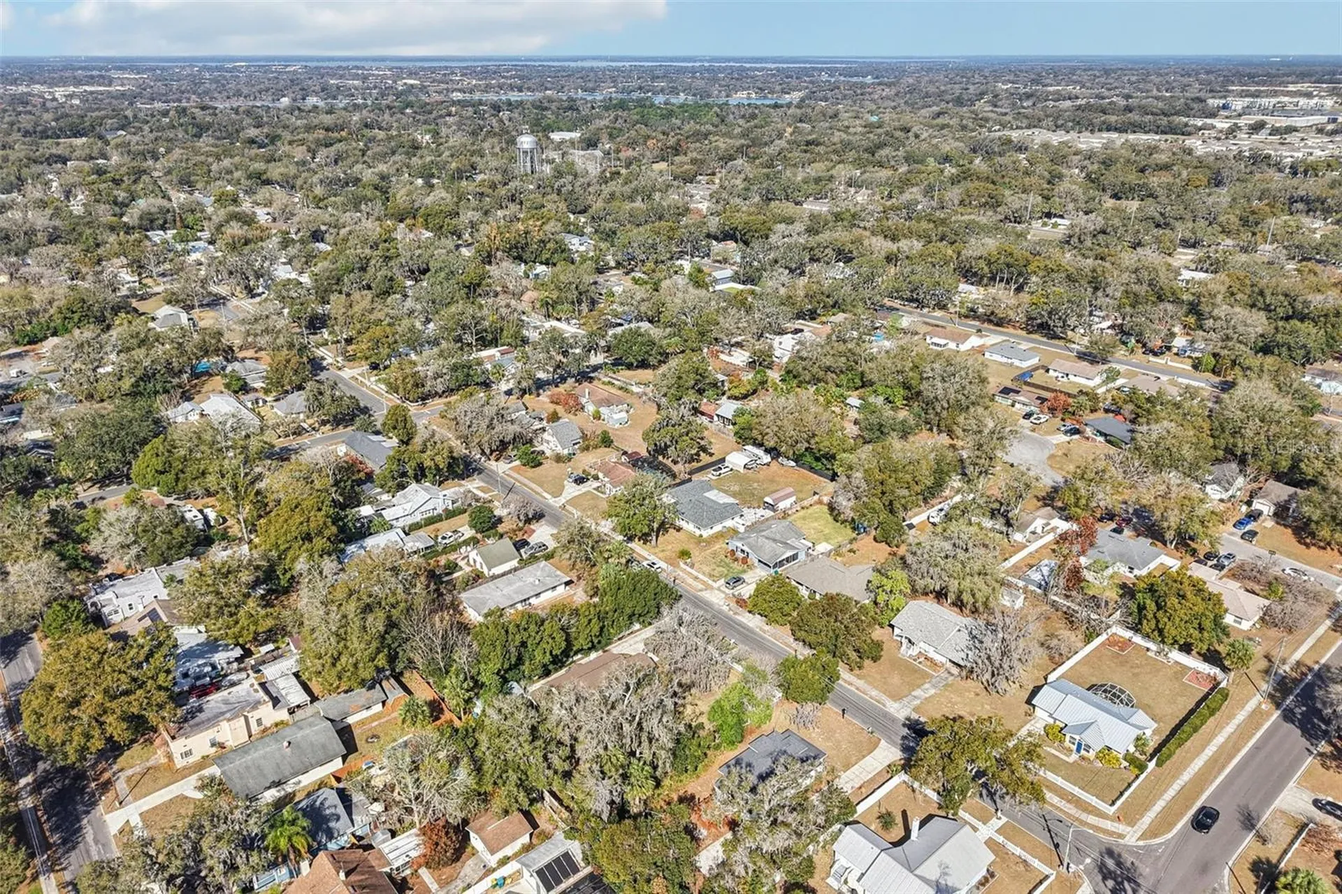 832 E 9th Avenue Mount Dora FL 32757