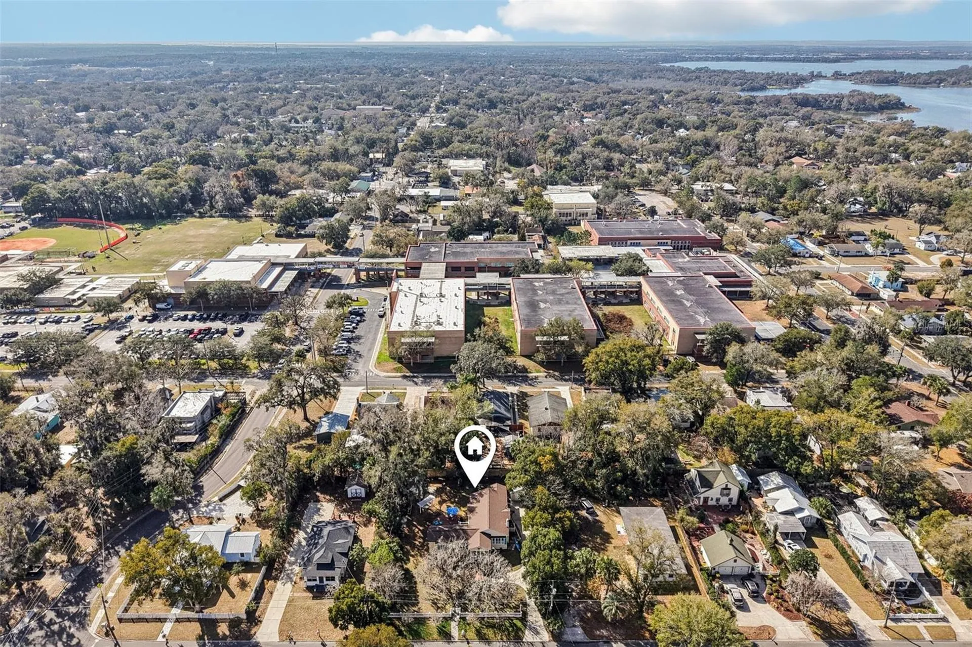 832 E 9th Avenue Mount Dora FL 32757