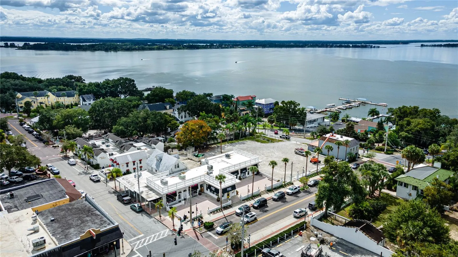 832 E 9th Avenue Mount Dora FL 32757