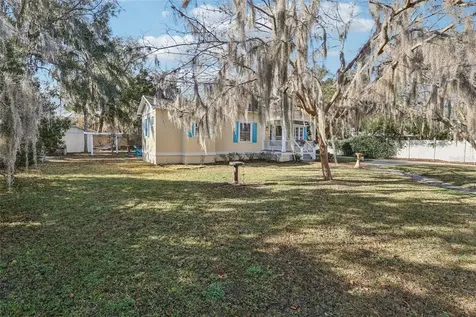 832 E 9th Avenue Mount Dora FL 32757