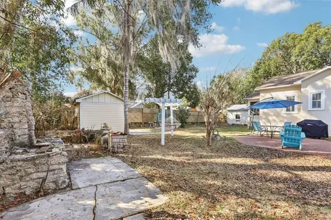 832 E 9th Avenue Mount Dora FL 32757