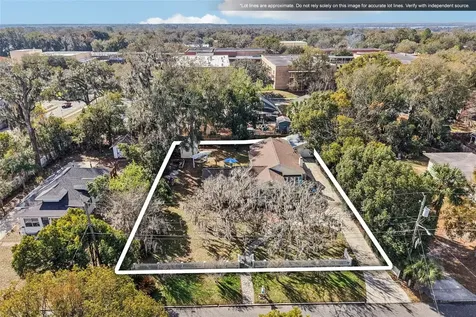 832 E 9th Avenue Mount Dora FL 32757