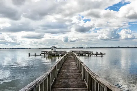 832 E 9th Avenue Mount Dora FL 32757