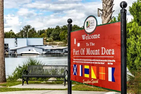 832 E 9th Avenue Mount Dora FL 32757