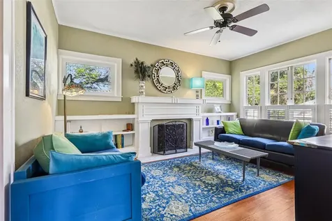 832 E 9th Avenue Mount Dora FL 32757