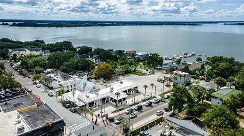 832 E 9th Avenue Mount Dora FL 32757