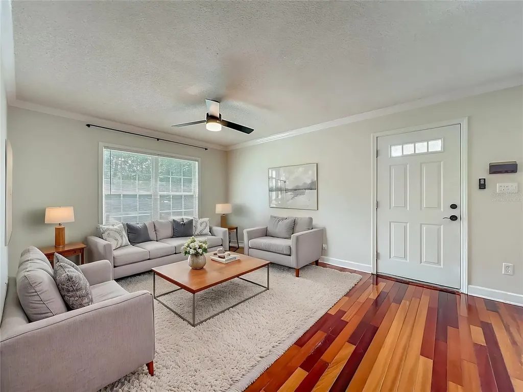 4864 Conway Road Orlando FL 32812