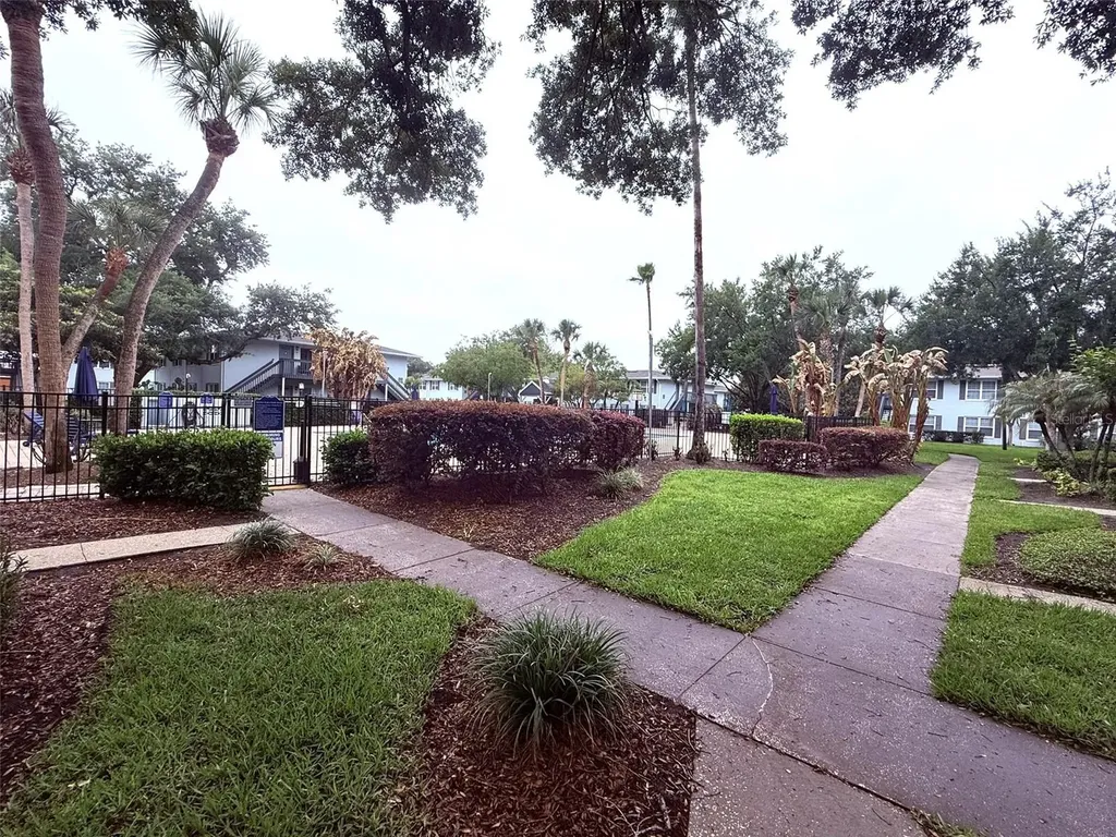 4864 Conway Road Orlando FL 32812