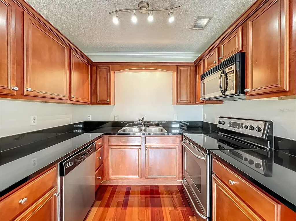 4864 Conway Road Orlando FL 32812
