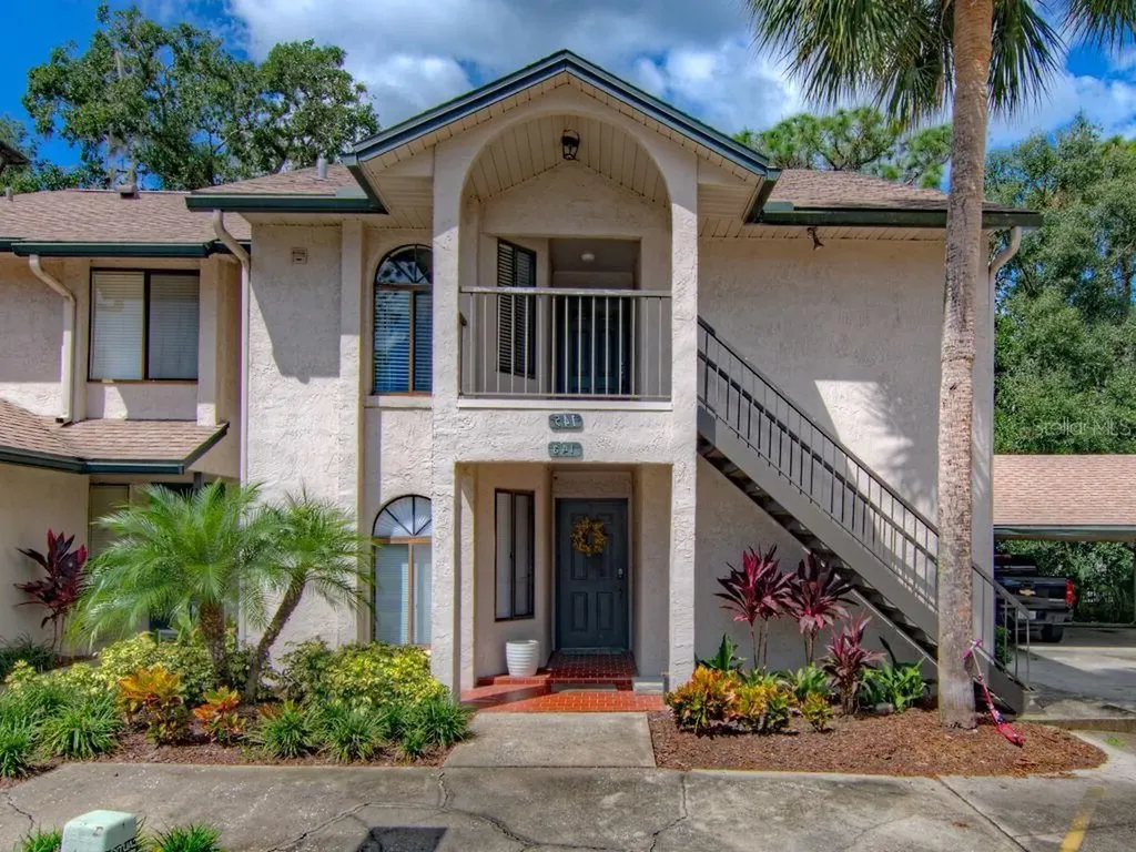 131 Crown Point Circle Longwood FL 32779