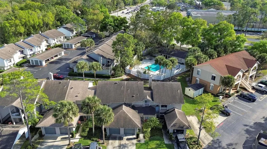 131 Crown Point Circle Longwood FL 32779