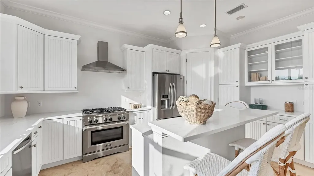 634 Key Royale Drive Holmes Beach FL 34217