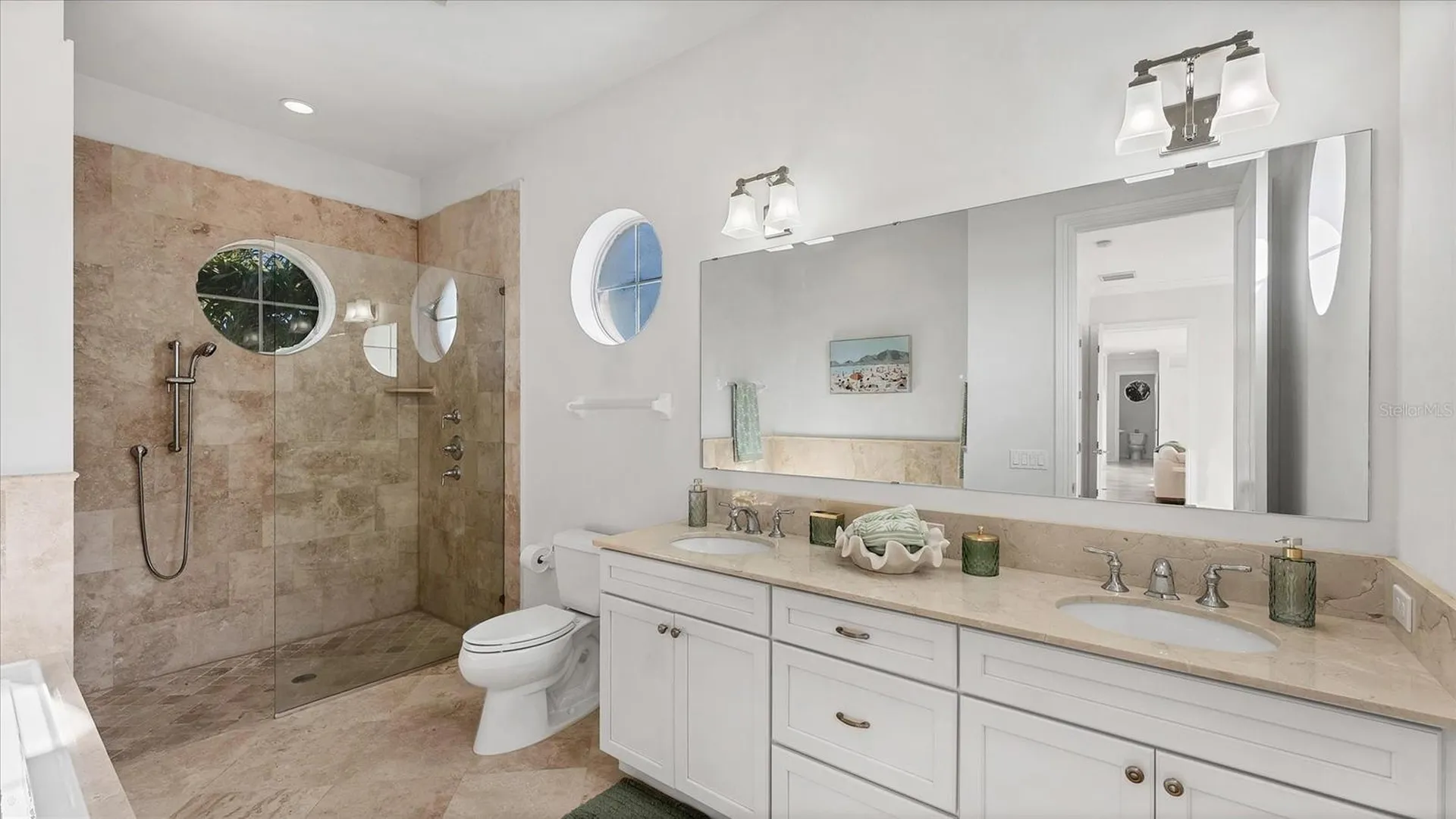 634 Key Royale Drive Holmes Beach FL 34217