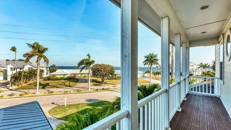 634 Key Royale Drive Holmes Beach FL 34217