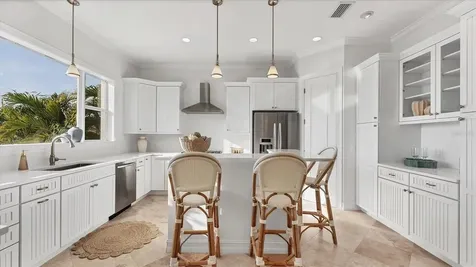 634 Key Royale Drive Holmes Beach FL 34217