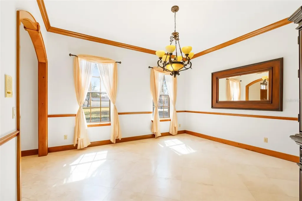 8133 Oakland Place Orlando FL 32819