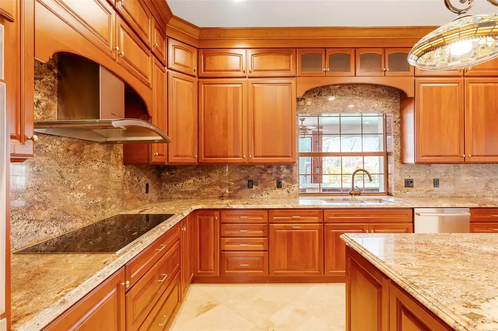8133 Oakland Place Orlando FL 32819