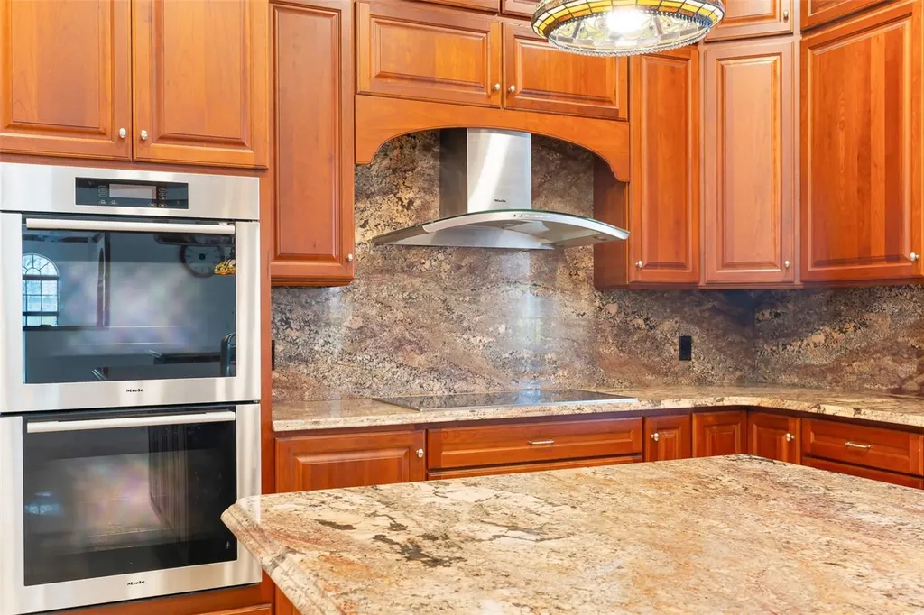 8133 Oakland Place Orlando FL 32819
