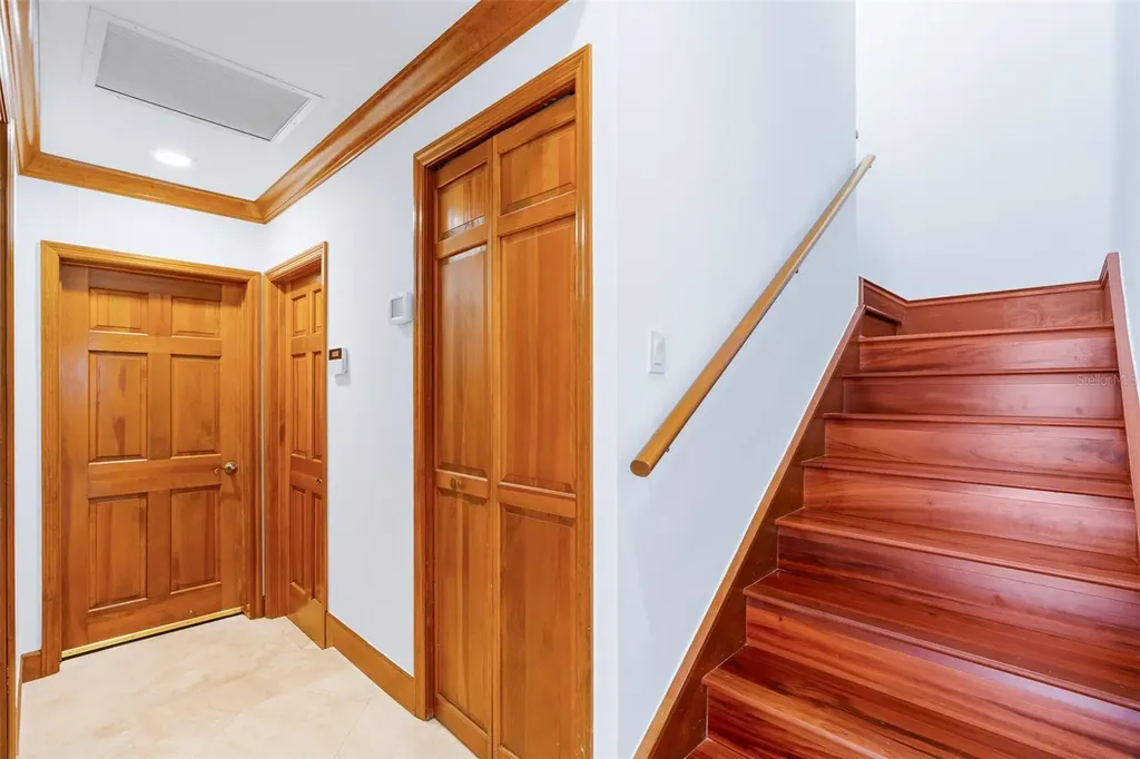 8133 Oakland Place Orlando FL 32819