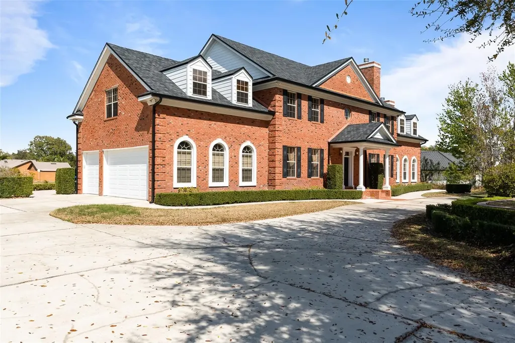 8133 Oakland Place Orlando FL 32819