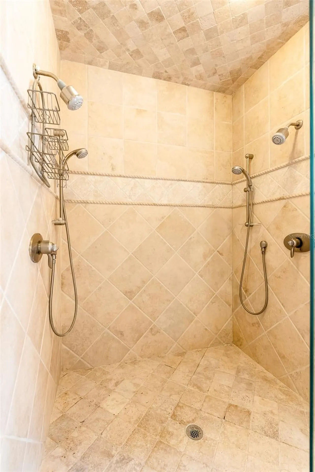 8133 Oakland Place Orlando FL 32819
