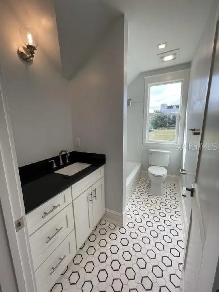 446 Ruth Lane Orlando FL 32801