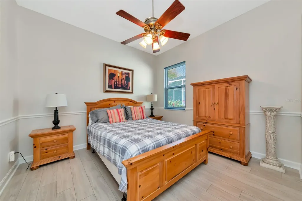 4990 Gardiners Bay Circle Sarasota FL 34238