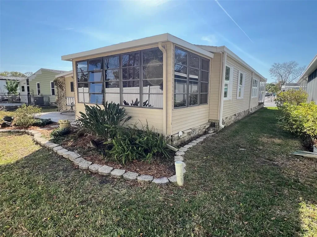 1001 Starkey Road Largo FL 33771