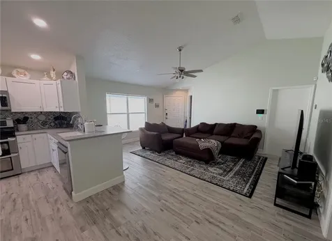 1332 Dew Bloom Road Valrico FL 33594