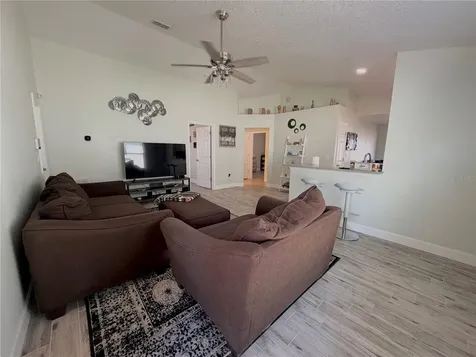 1332 Dew Bloom Road Valrico FL 33594