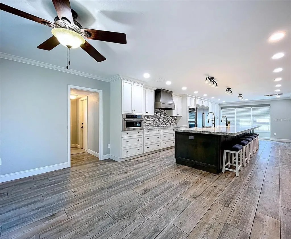 10655 Lakeview Drive New Port Richey FL 34654