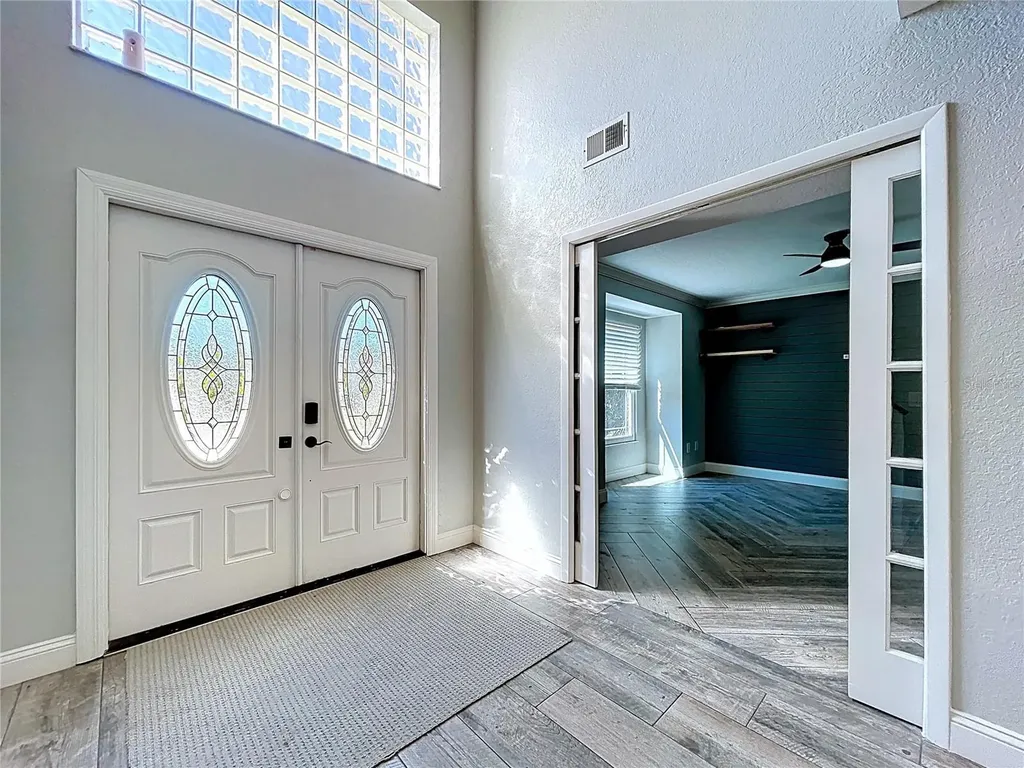 10655 Lakeview Drive New Port Richey FL 34654