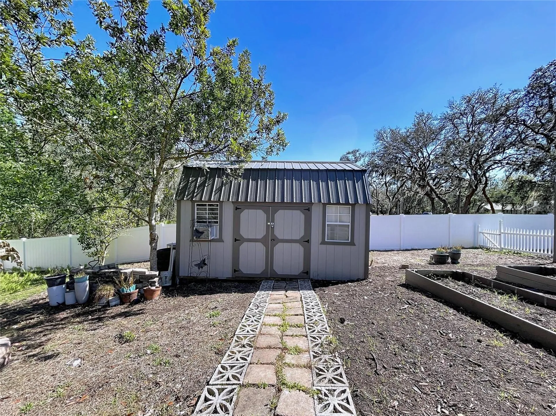 10655 Lakeview Drive New Port Richey FL 34654