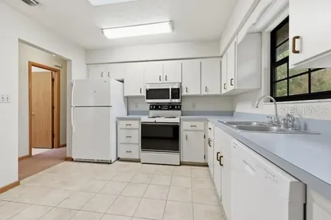 2624 NW 4th Avenue Gainesville FL 32607