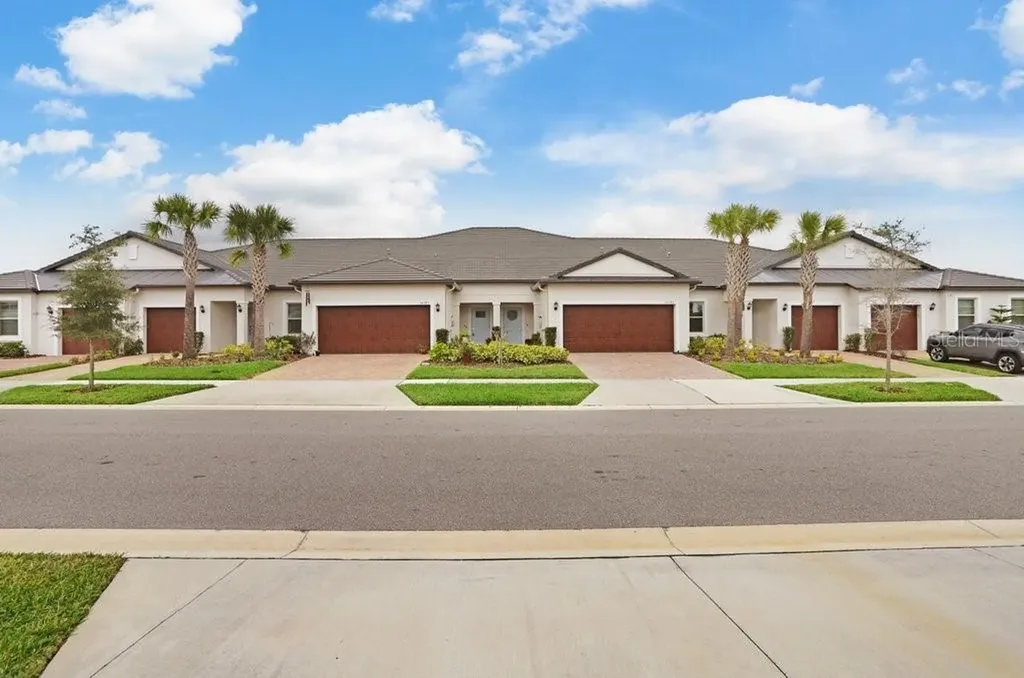 10385 Echo Dock Loop San Antonio FL 33576