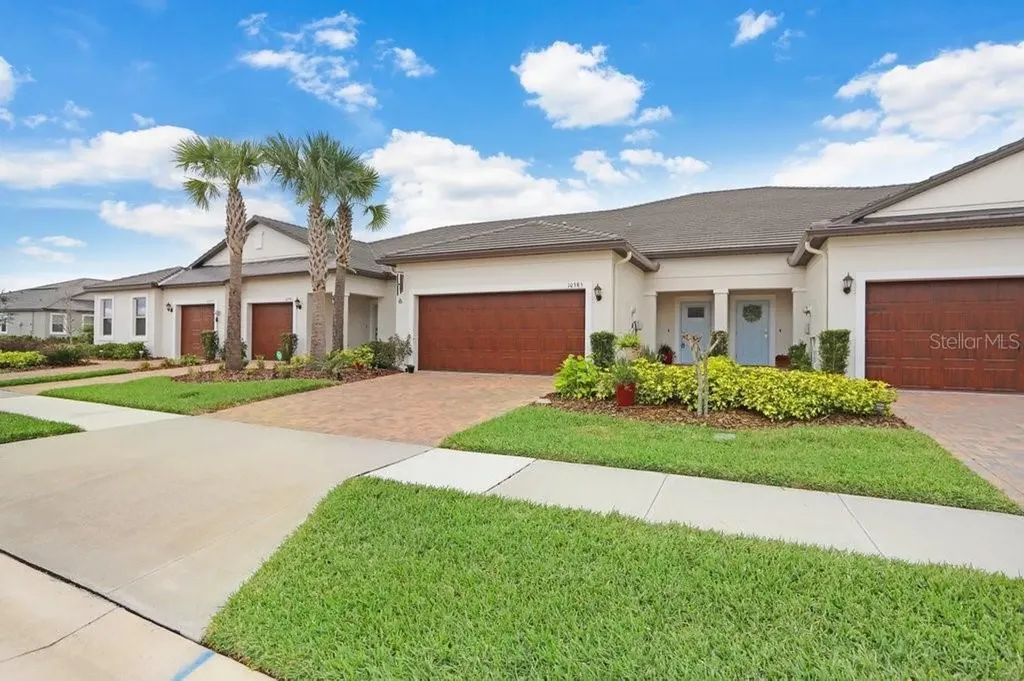 10385 Echo Dock Loop San Antonio FL 33576
