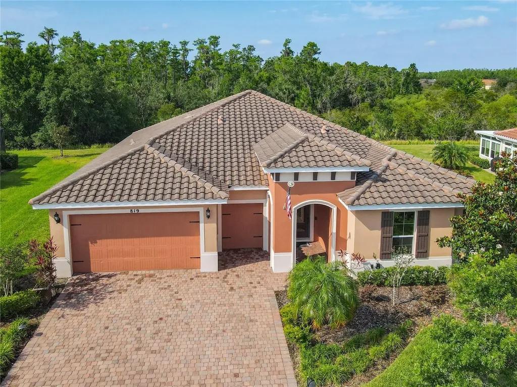 819 San Raphael Street Kissimmee FL 34759