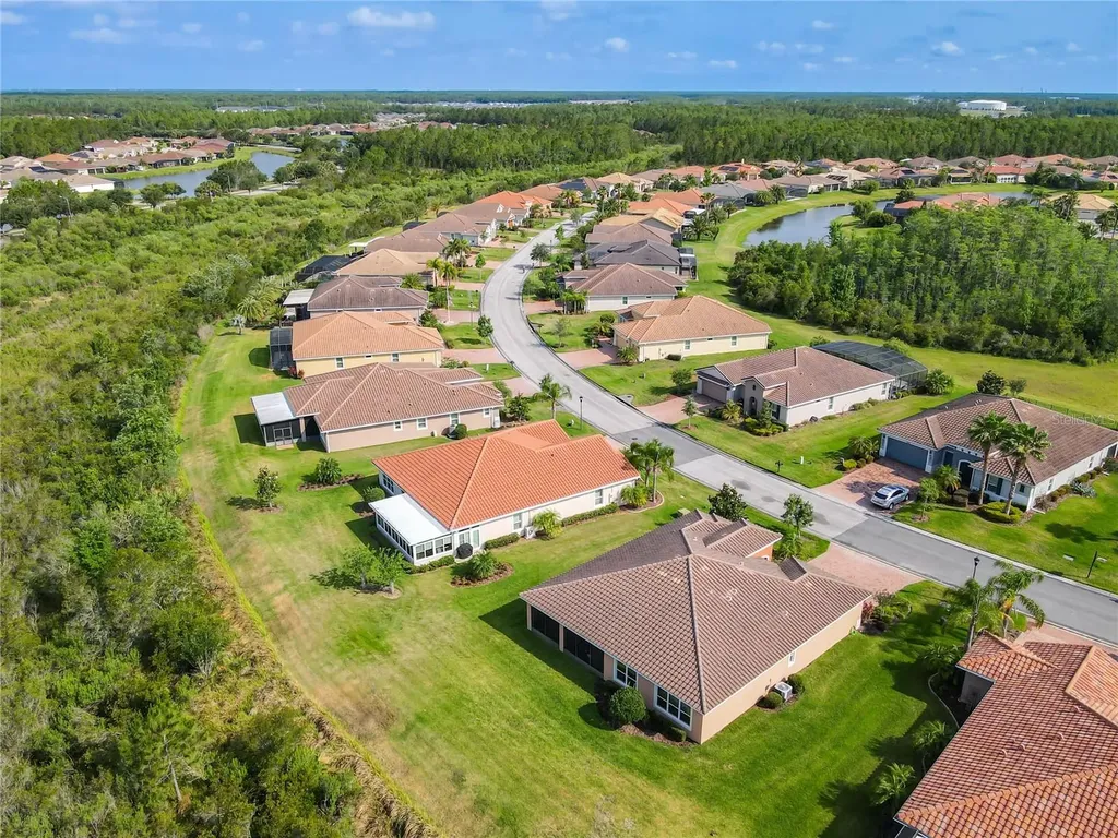 819 San Raphael Street Kissimmee FL 34759