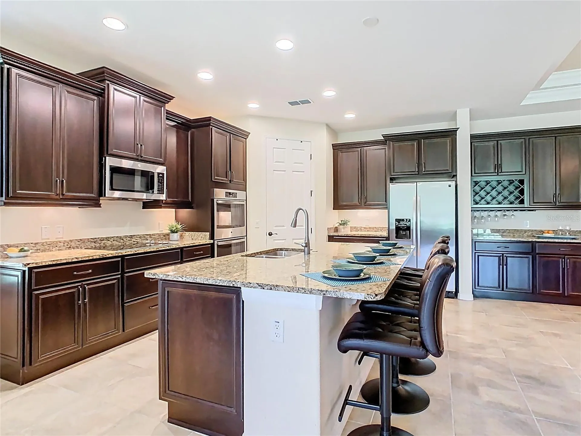 819 San Raphael Street Kissimmee FL 34759