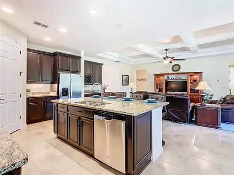 819 San Raphael Street Kissimmee FL 34759