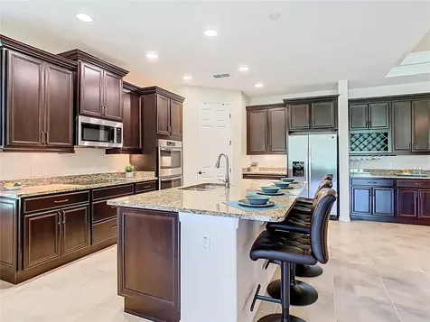 819 San Raphael Street Kissimmee FL 34759