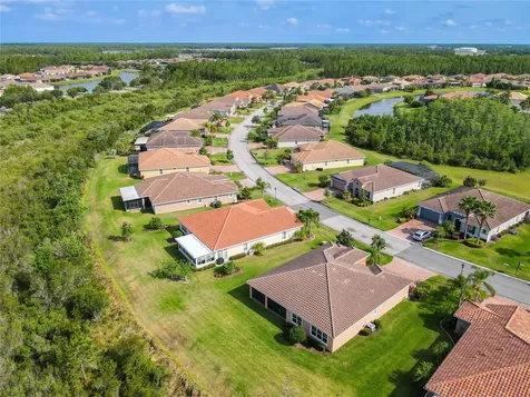 819 San Raphael Street Kissimmee FL 34759
