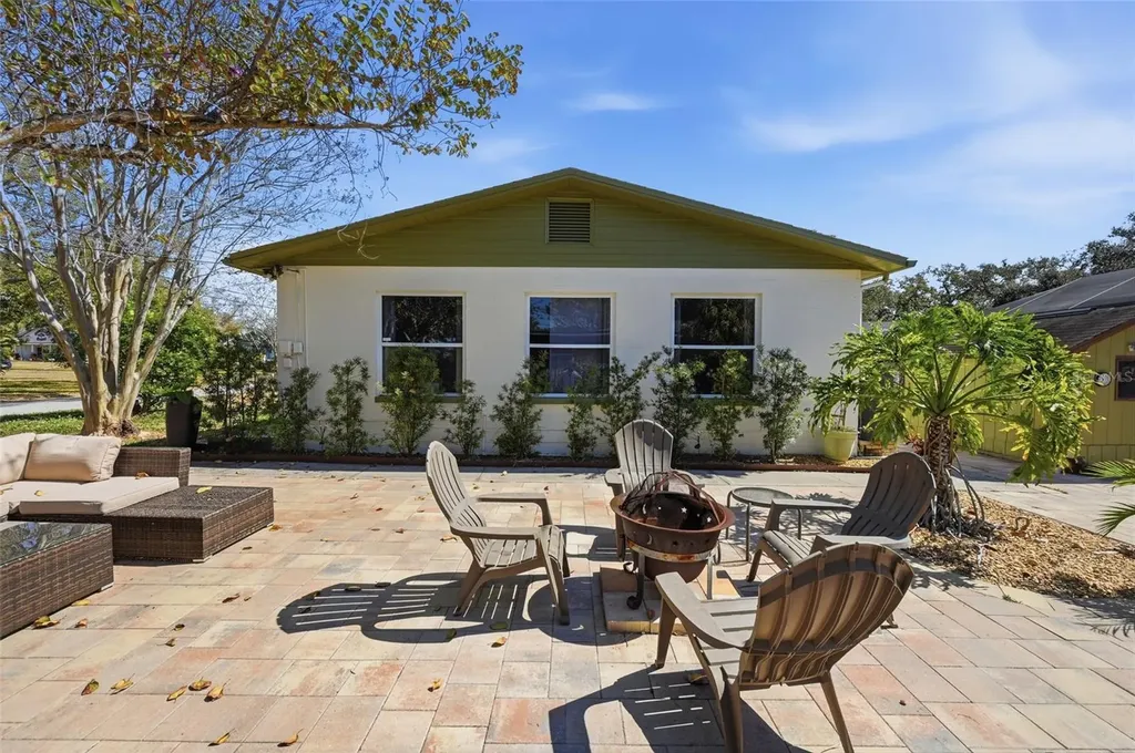 2701 56th Street S Gulfport FL 33707