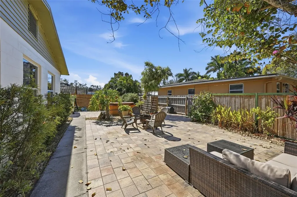 2701 56th Street S Gulfport FL 33707