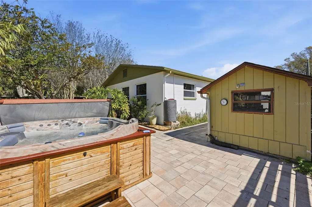 2701 56th Street S Gulfport FL 33707