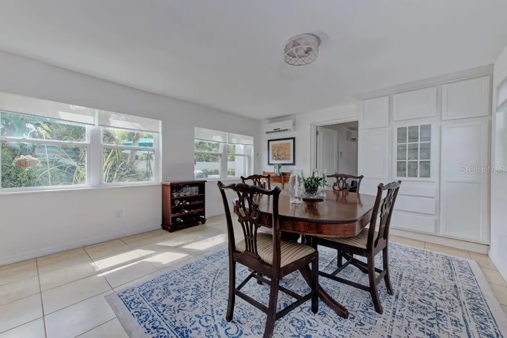 2601 49th Street S Gulfport FL 33707